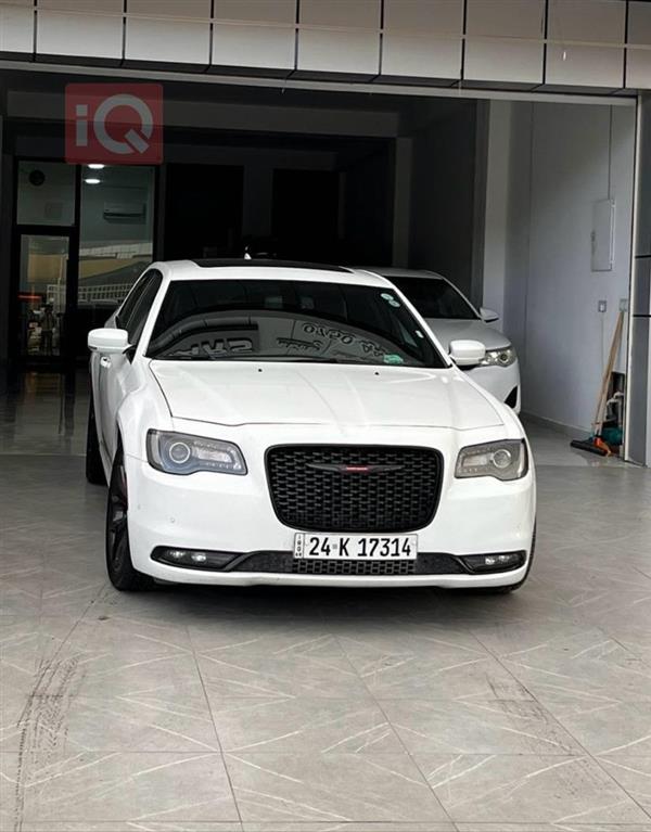 Chrysler for sale in Iraq